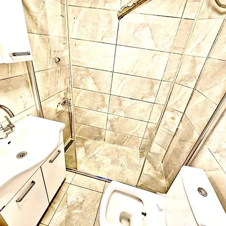 Taksim Luxurious Center 3* Стамбул